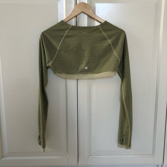 Lululemon dance shrug - Picture 2 of 3